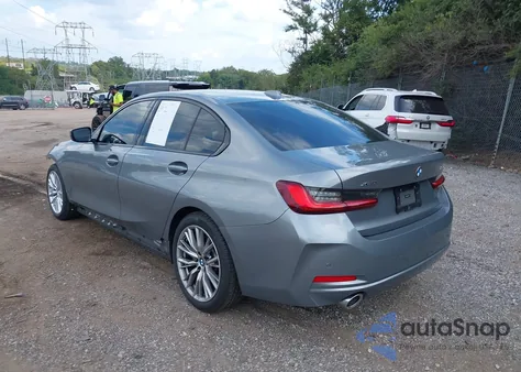 2023 BMW 330I xDrive z USA, uszkodzony, nr VIN 3MW89FF04P8D49131